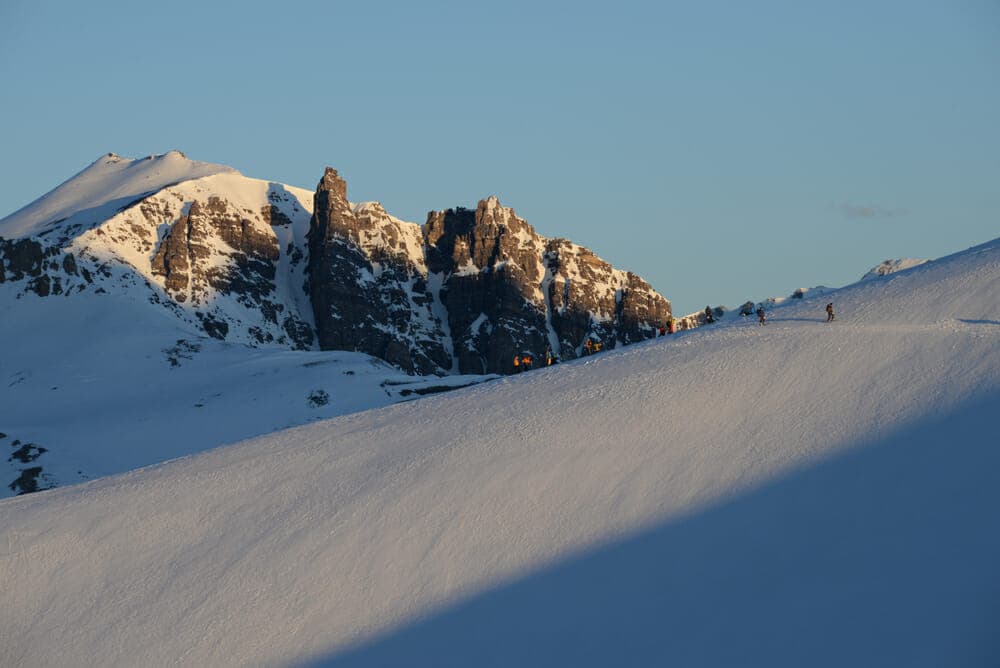 Morning comes to the GT course. 