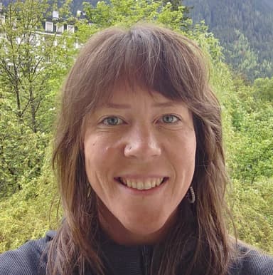 Suze Walker